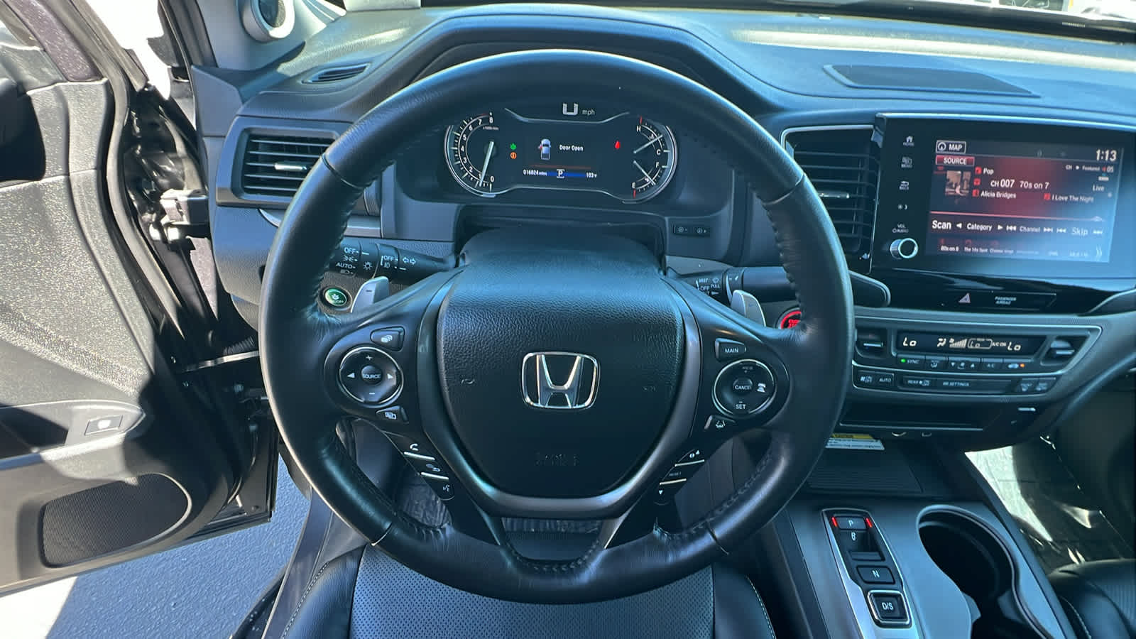 Thumbnail: 2023 Honda Ridgeline - 18