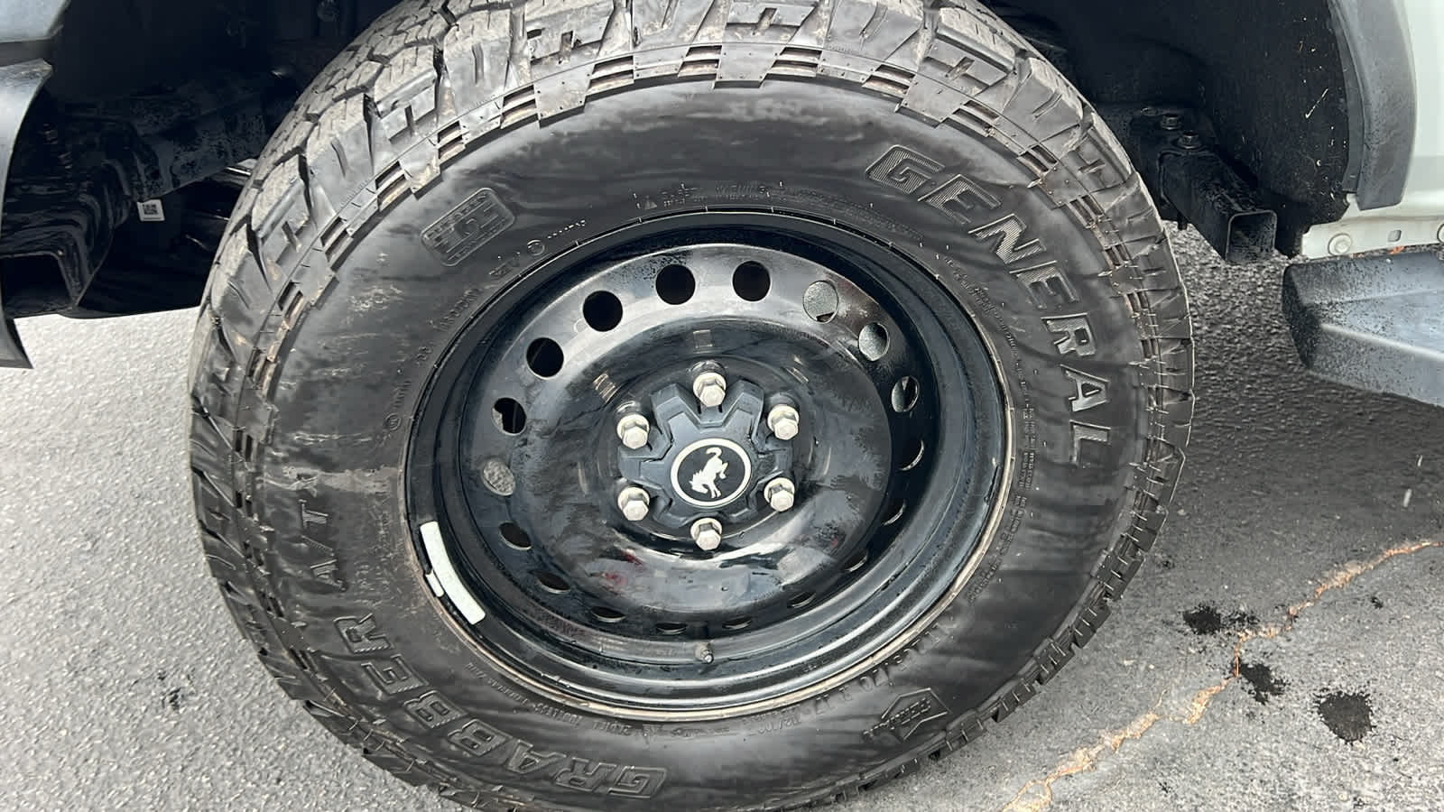 Thumbnail: 2022 Ford Bronco - 8