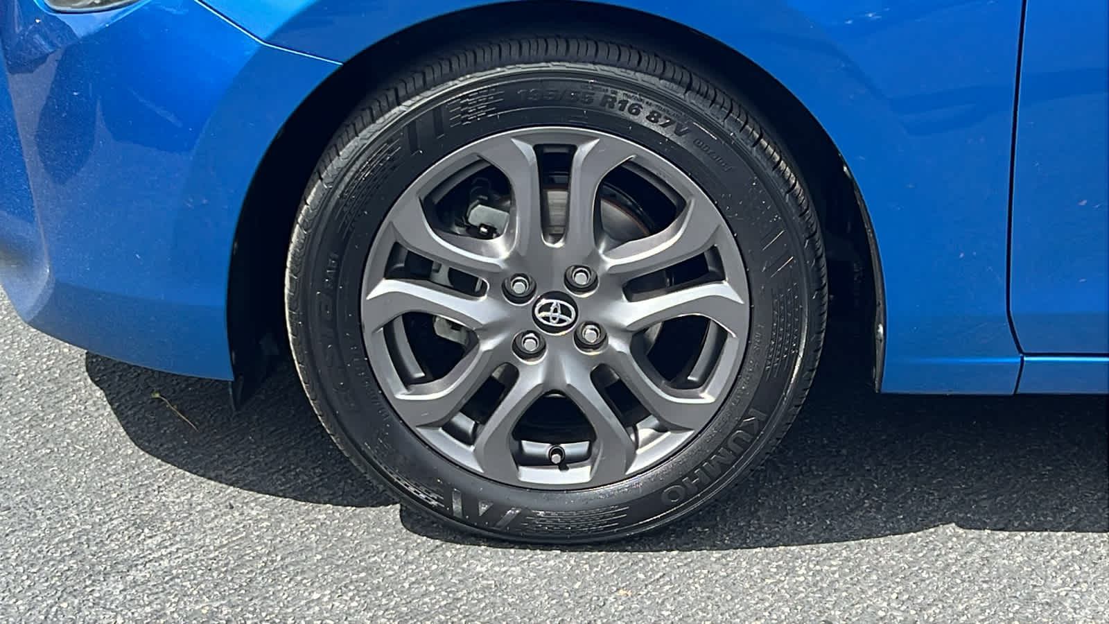 Thumbnail: 2020 Toyota Yaris - 9