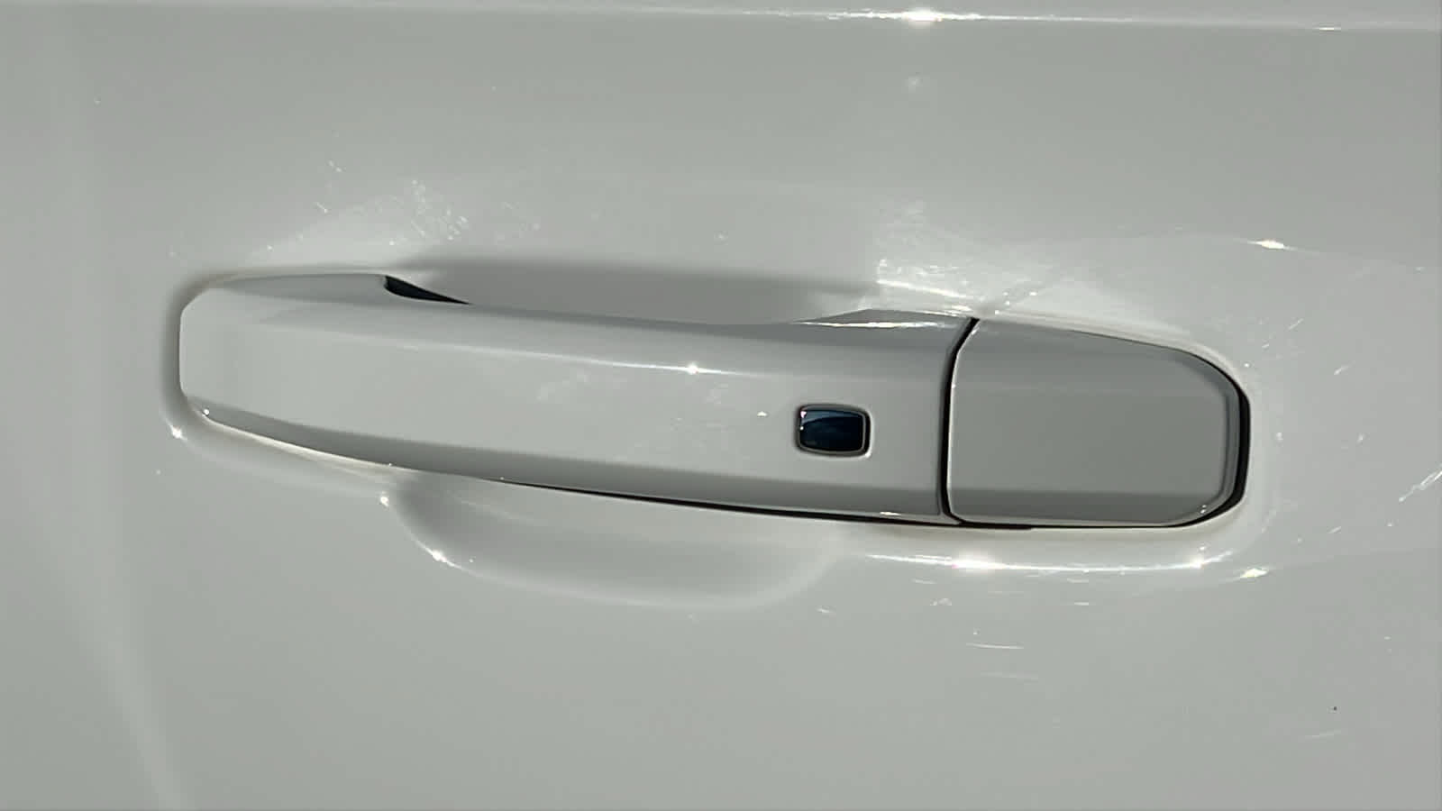 Thumbnail: 2021 GMC Yukon - 19