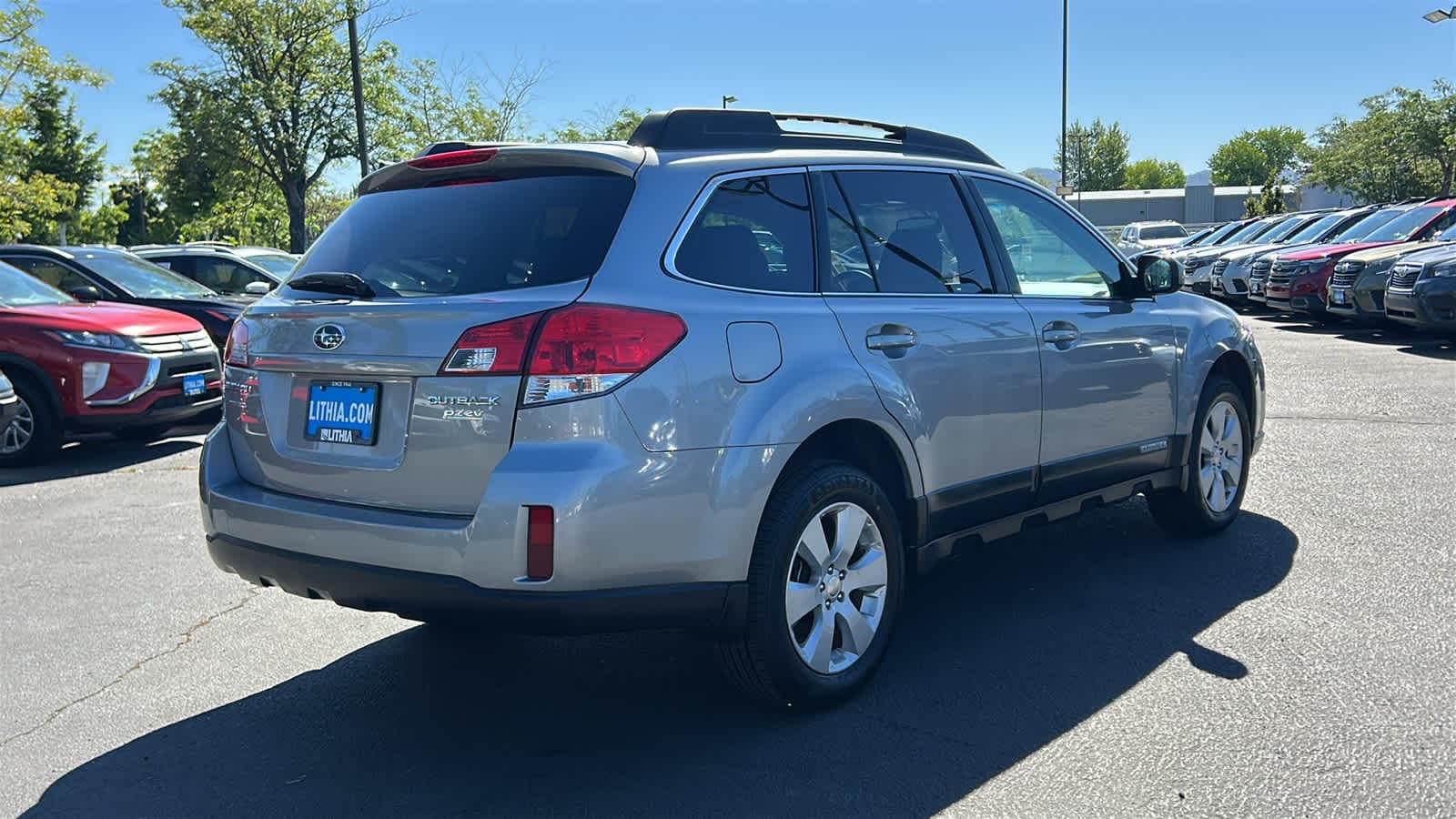 Thumbnail: 2010 Subaru Outback - 5