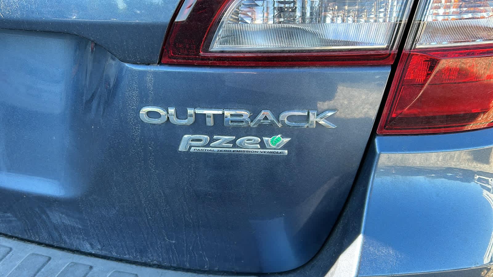 Thumbnail: 2017 Subaru Outback - 10
