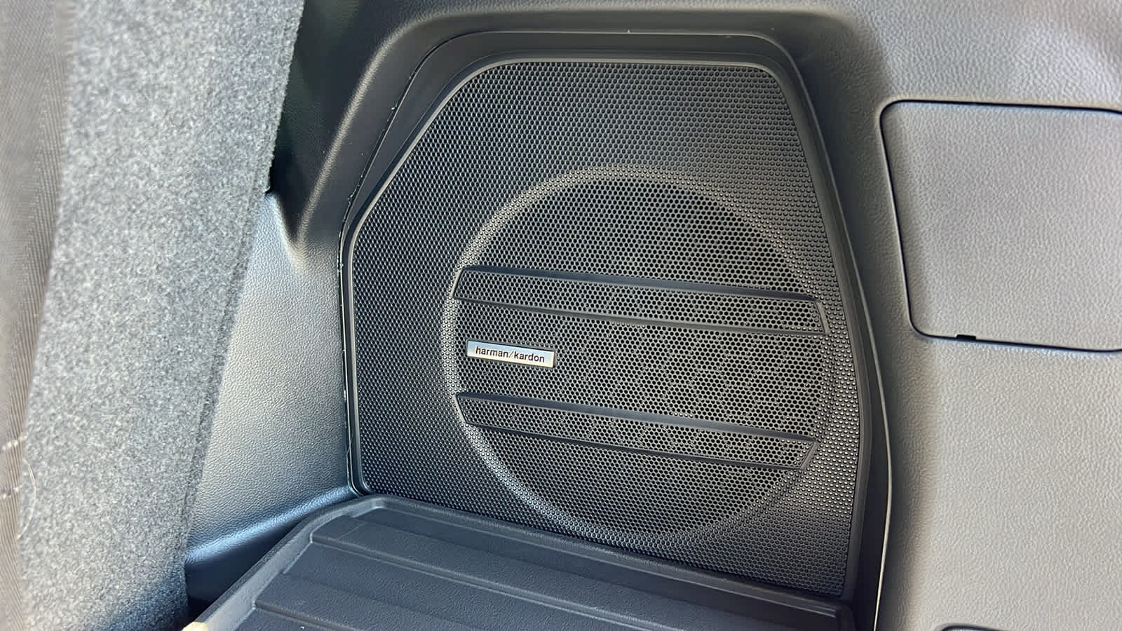 Thumbnail: 2026 Subaru Ascent - 32