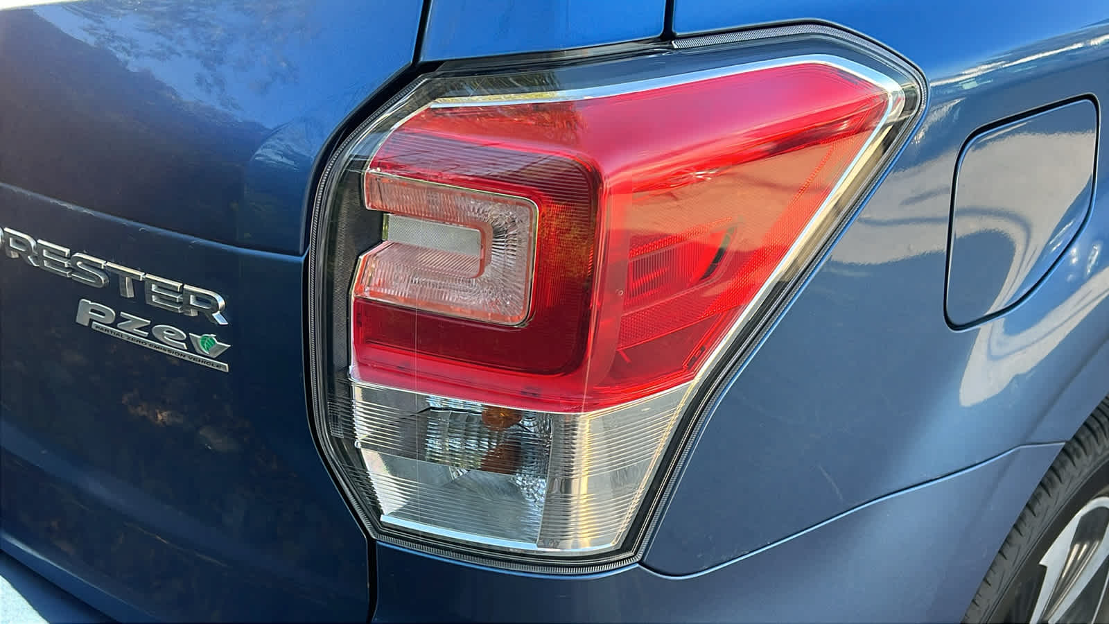 Thumbnail: 2017 Subaru Forester - 12