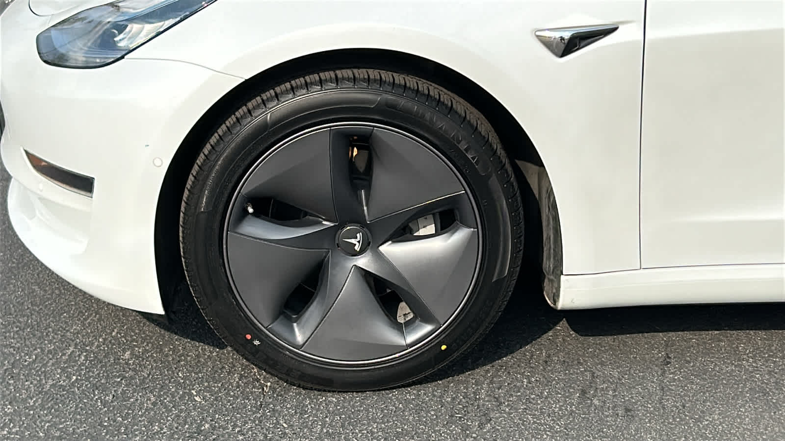 Thumbnail: 2018 Tesla Model 3 - 9