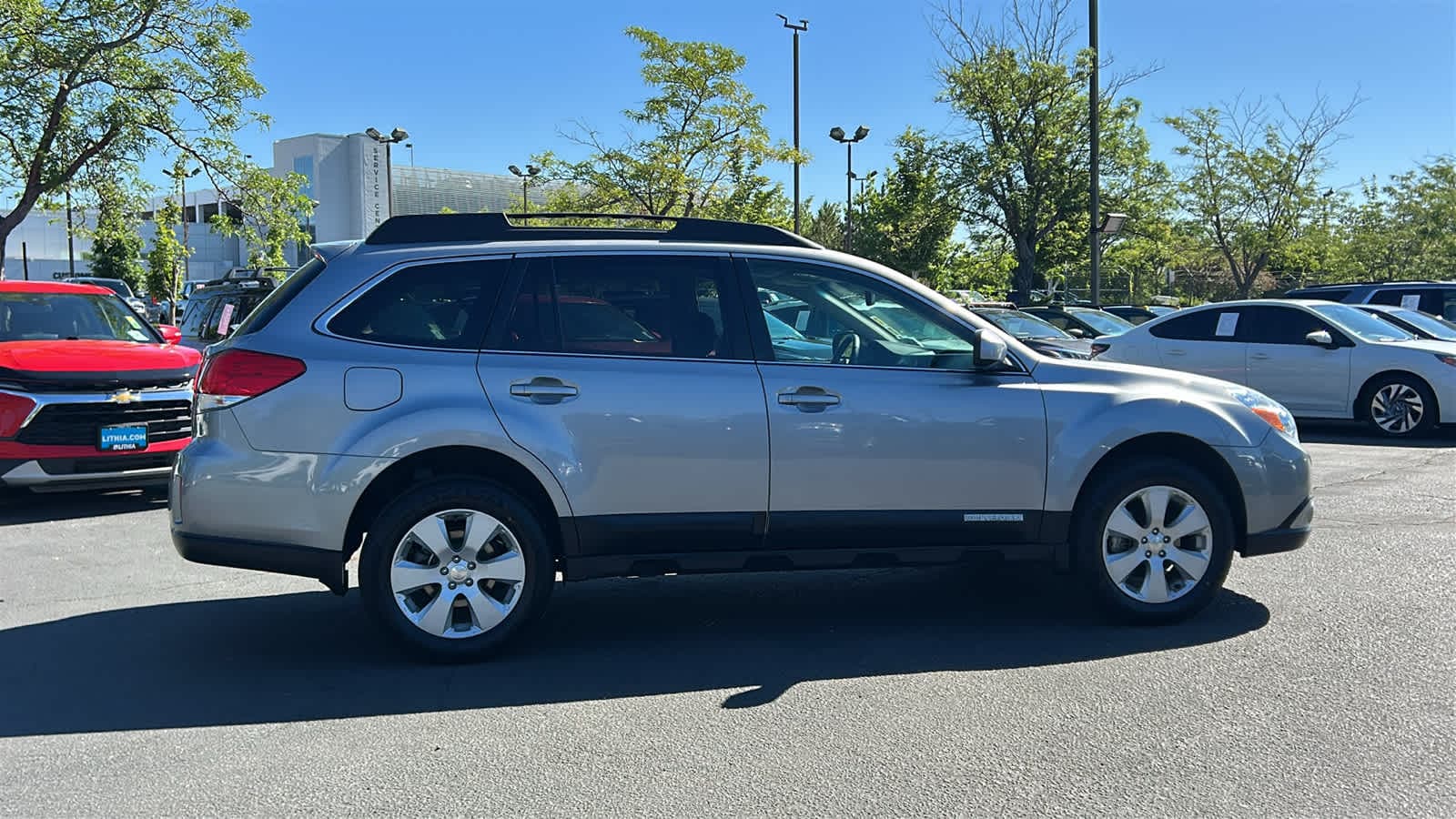 Thumbnail: 2010 Subaru Outback - 4