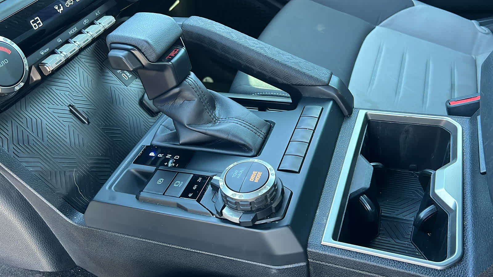 Thumbnail: 2024 Toyota Tacoma - 13