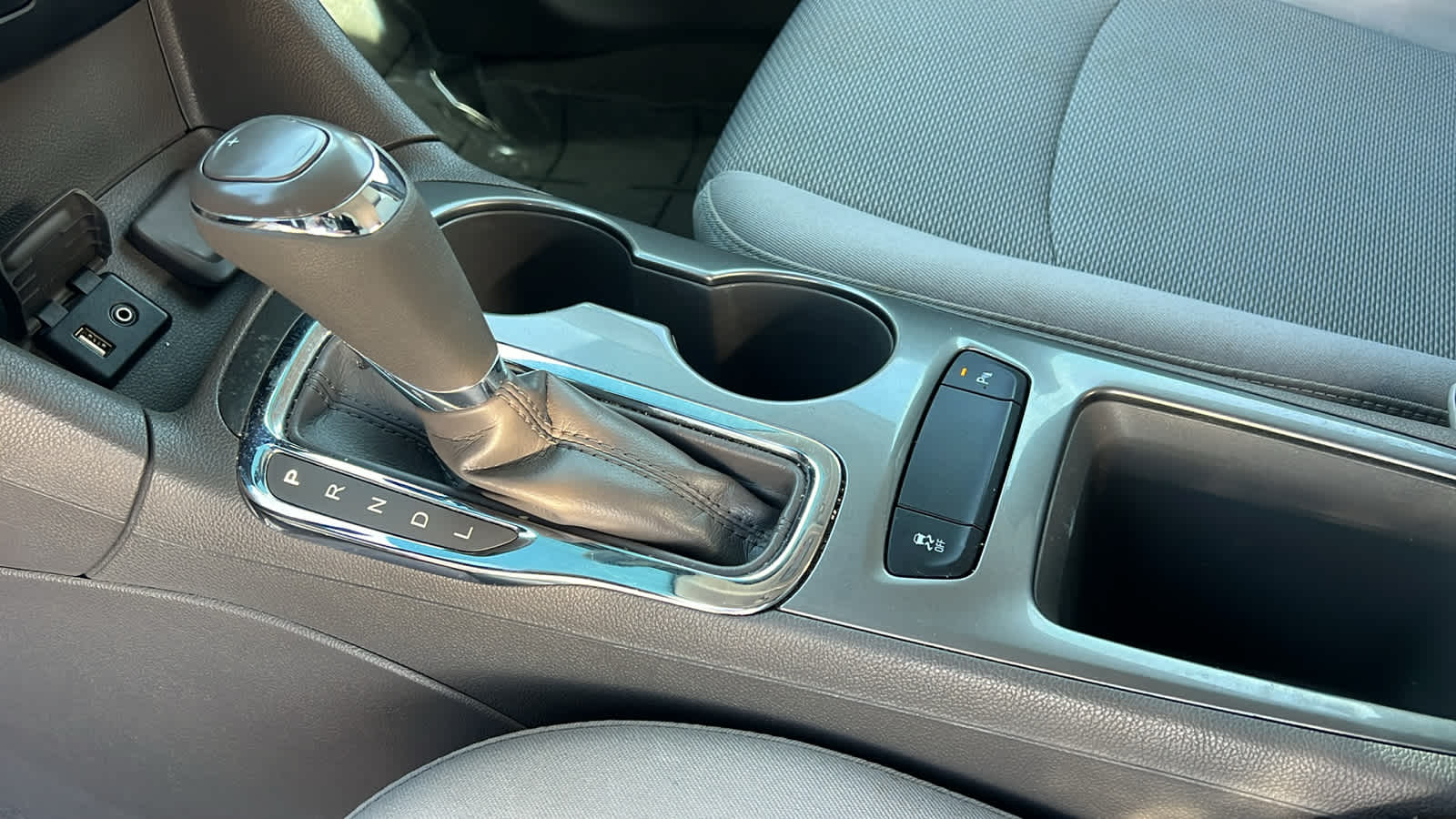 Thumbnail: 2018 Chevrolet Cruze - 13
