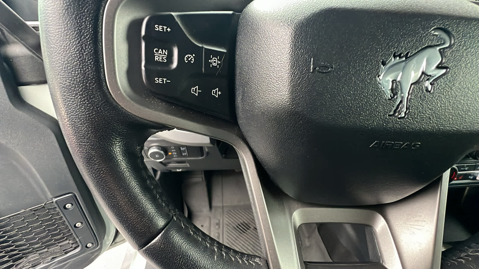 Thumbnail: 2022 Ford Bronco - 27