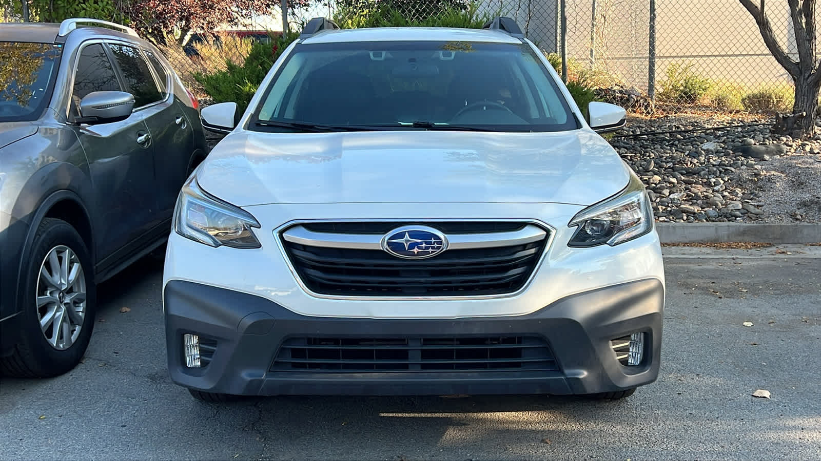 2021 Subaru Outback Premium photo 2