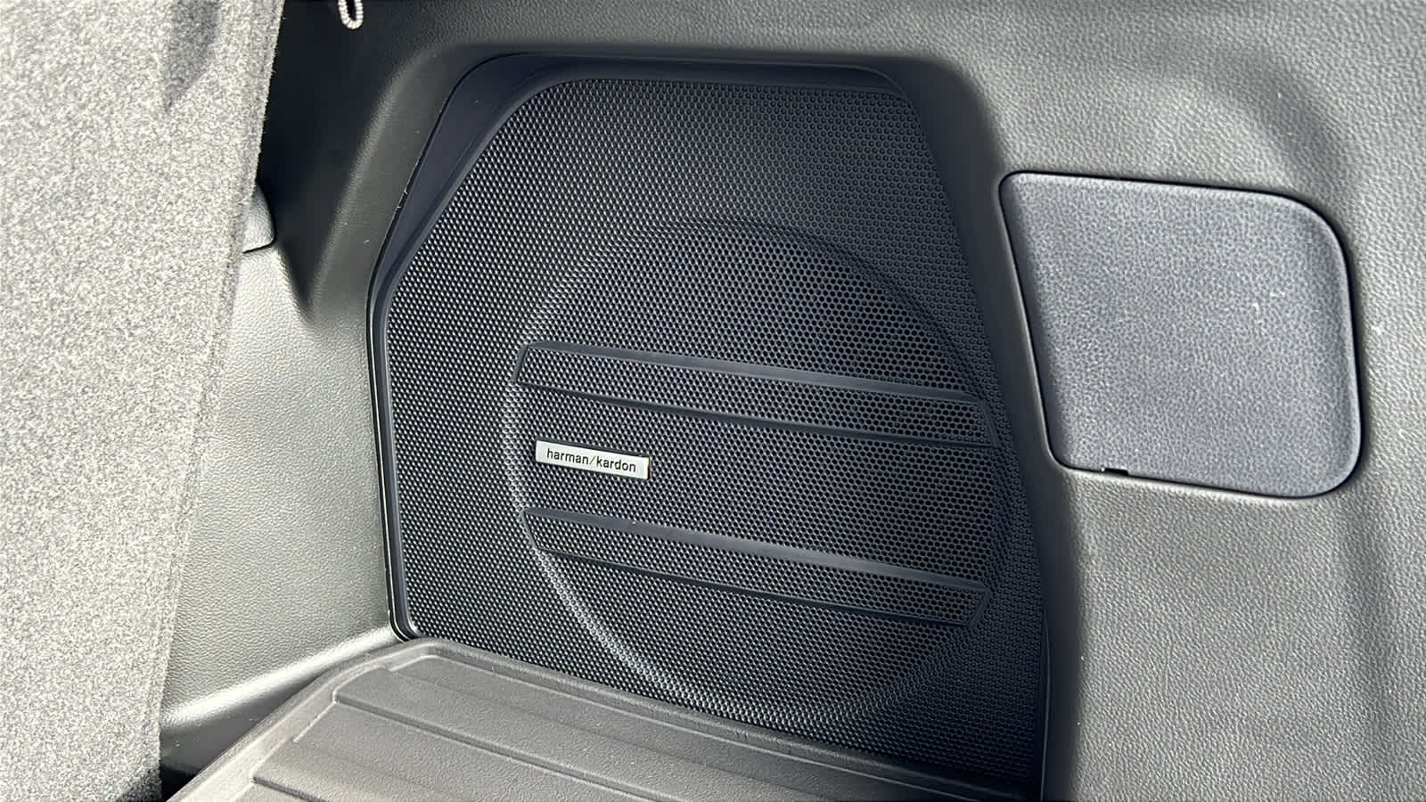 Thumbnail: 2026 Subaru Ascent - 31