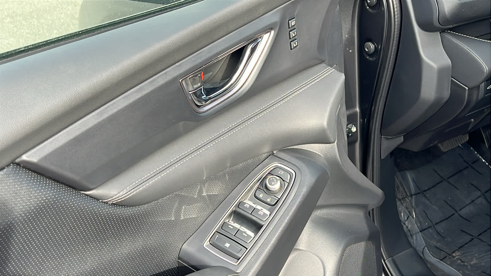 Thumbnail: 2026 Subaru Ascent - 22