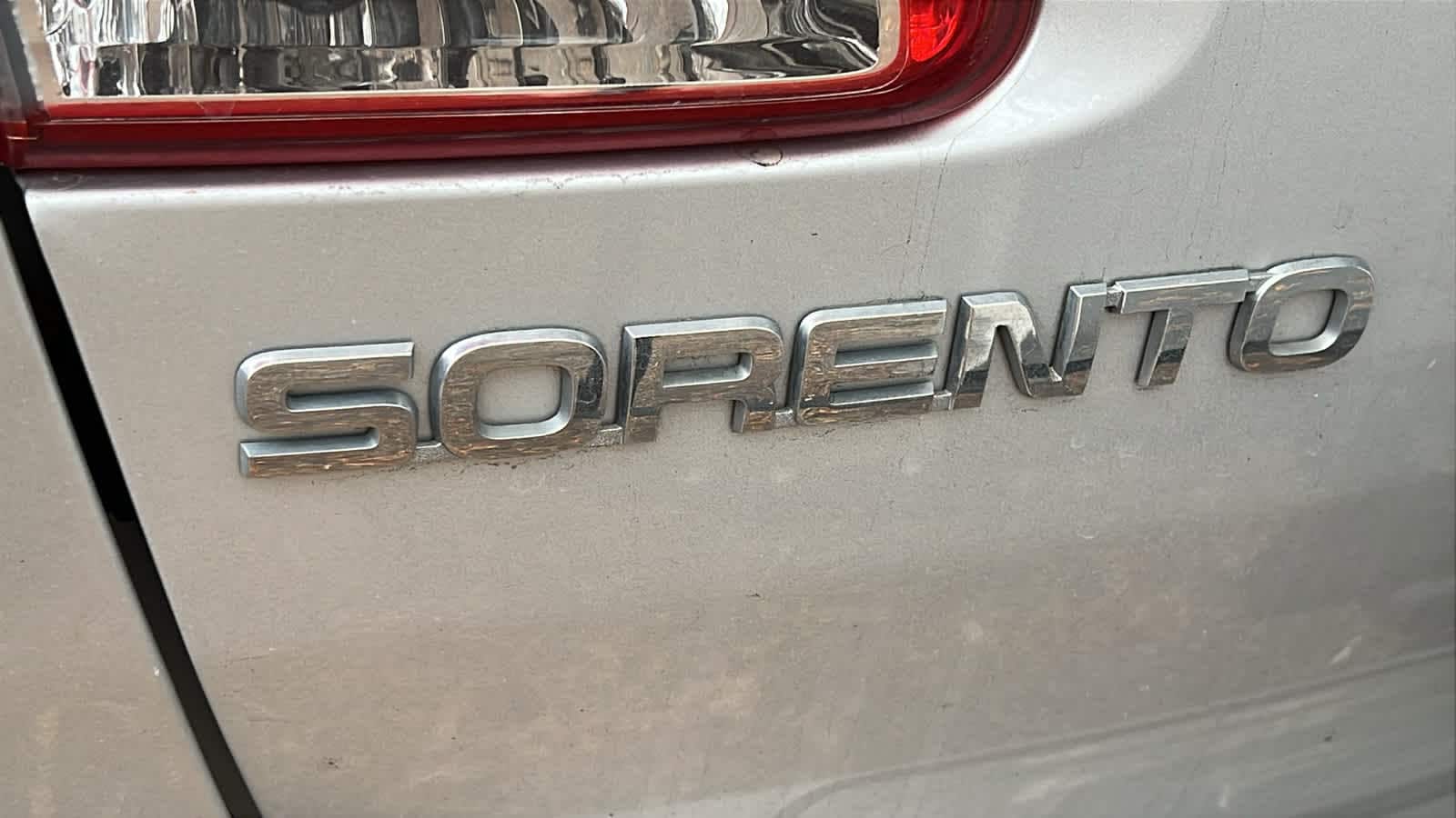 Thumbnail: 2012 Kia Sorento - 13