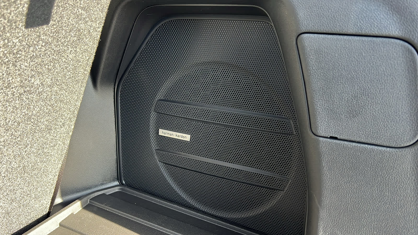 Thumbnail: 2026 Subaru Ascent - 31