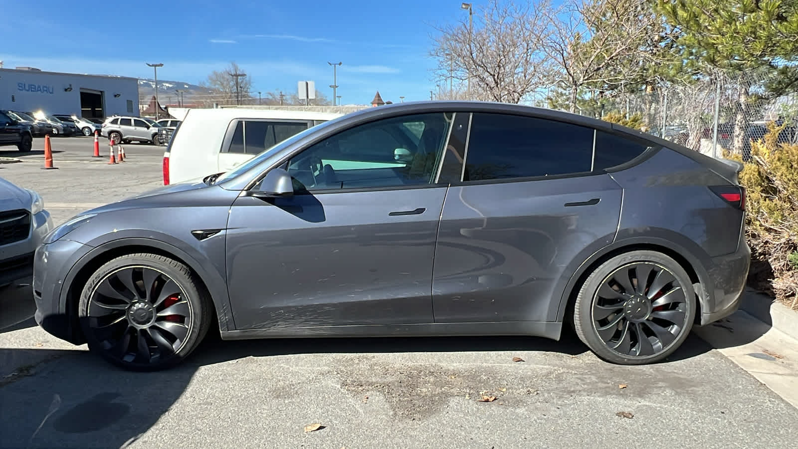 Thumbnail: 2022 Tesla Model Y - 4