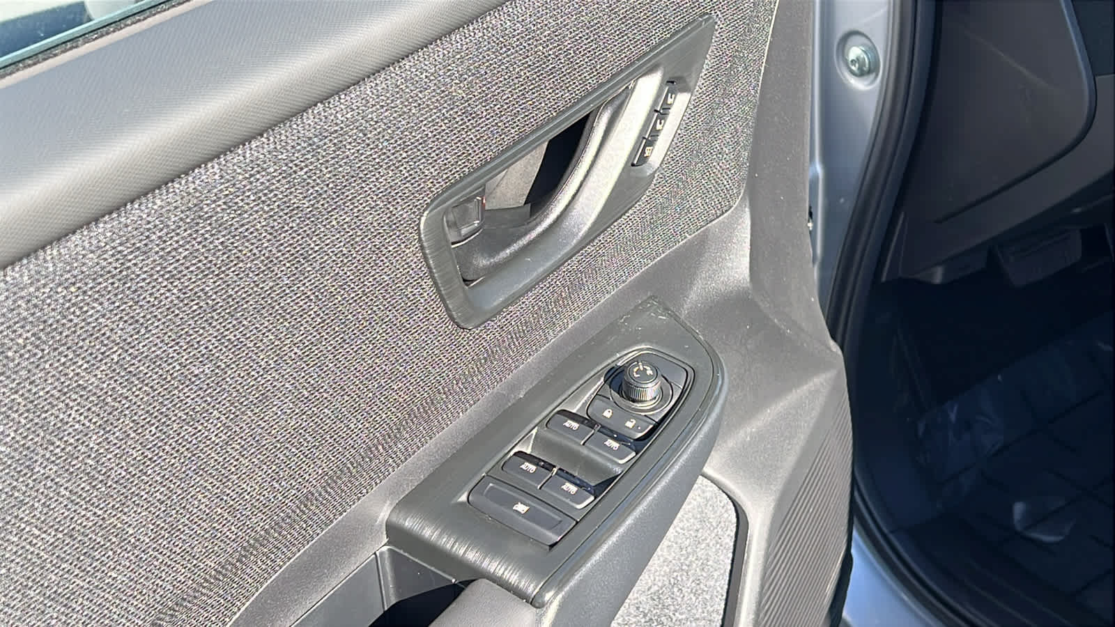 Thumbnail: 2026 Subaru Outback - 22