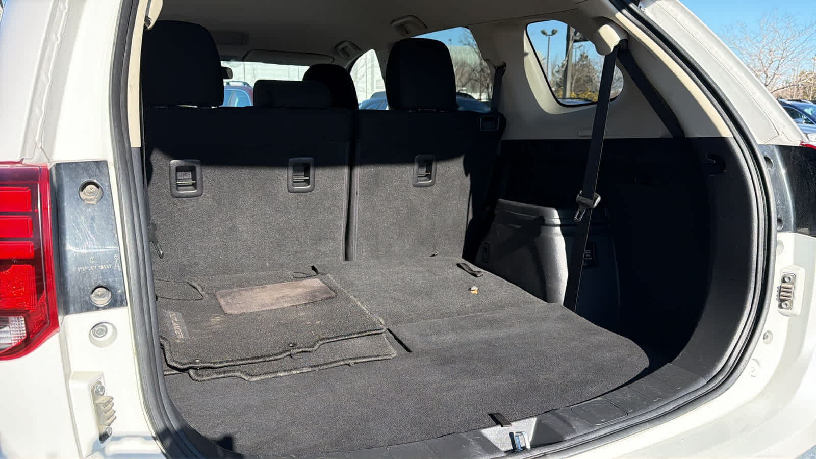 Thumbnail: 2018 Mitsubishi Outlander - 27