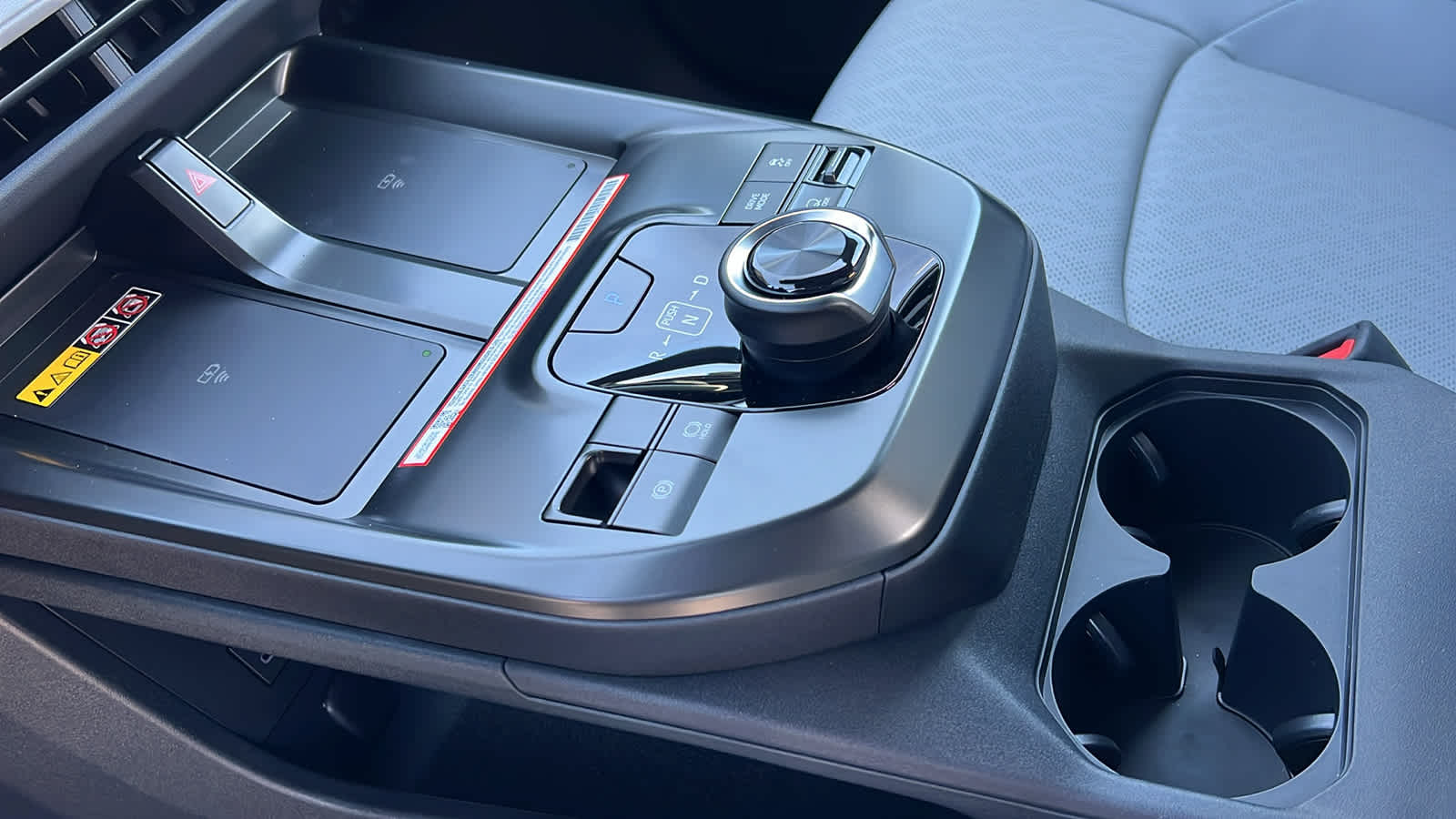 Thumbnail: 2026 Subaru Solterra - 13