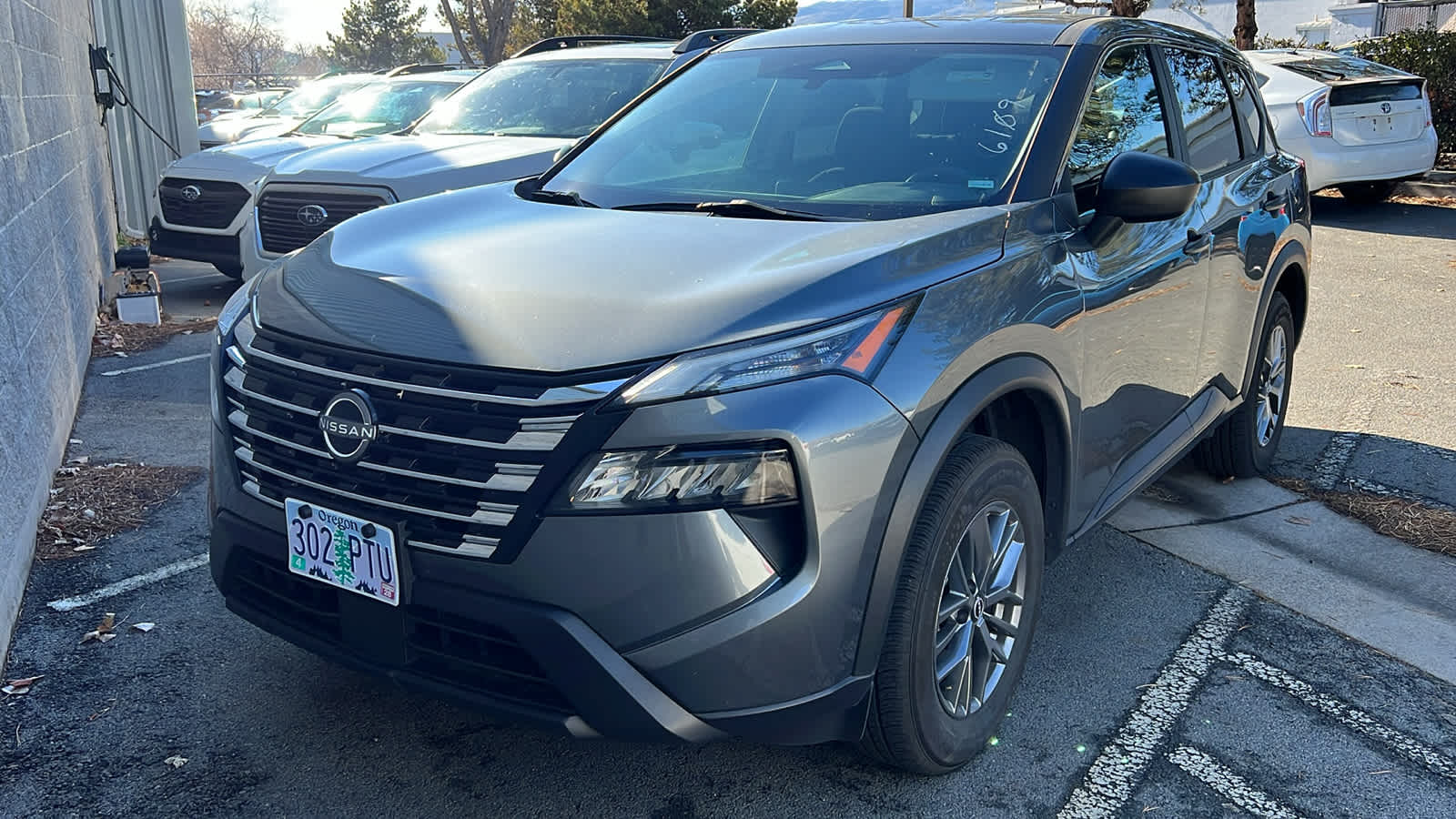 2024 Nissan Rogue S's photo