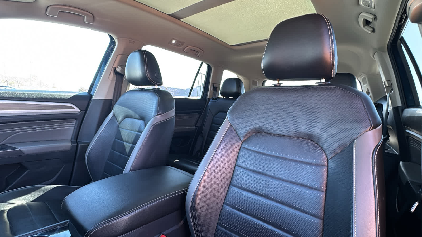 Thumbnail: 2021 Volkswagen Atlas - 11