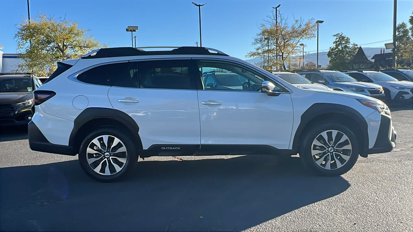 2024 Subaru Outback Touring XT photo 4