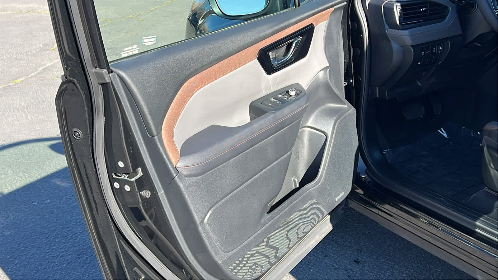 Thumbnail: 2025 Subaru Forester - 24