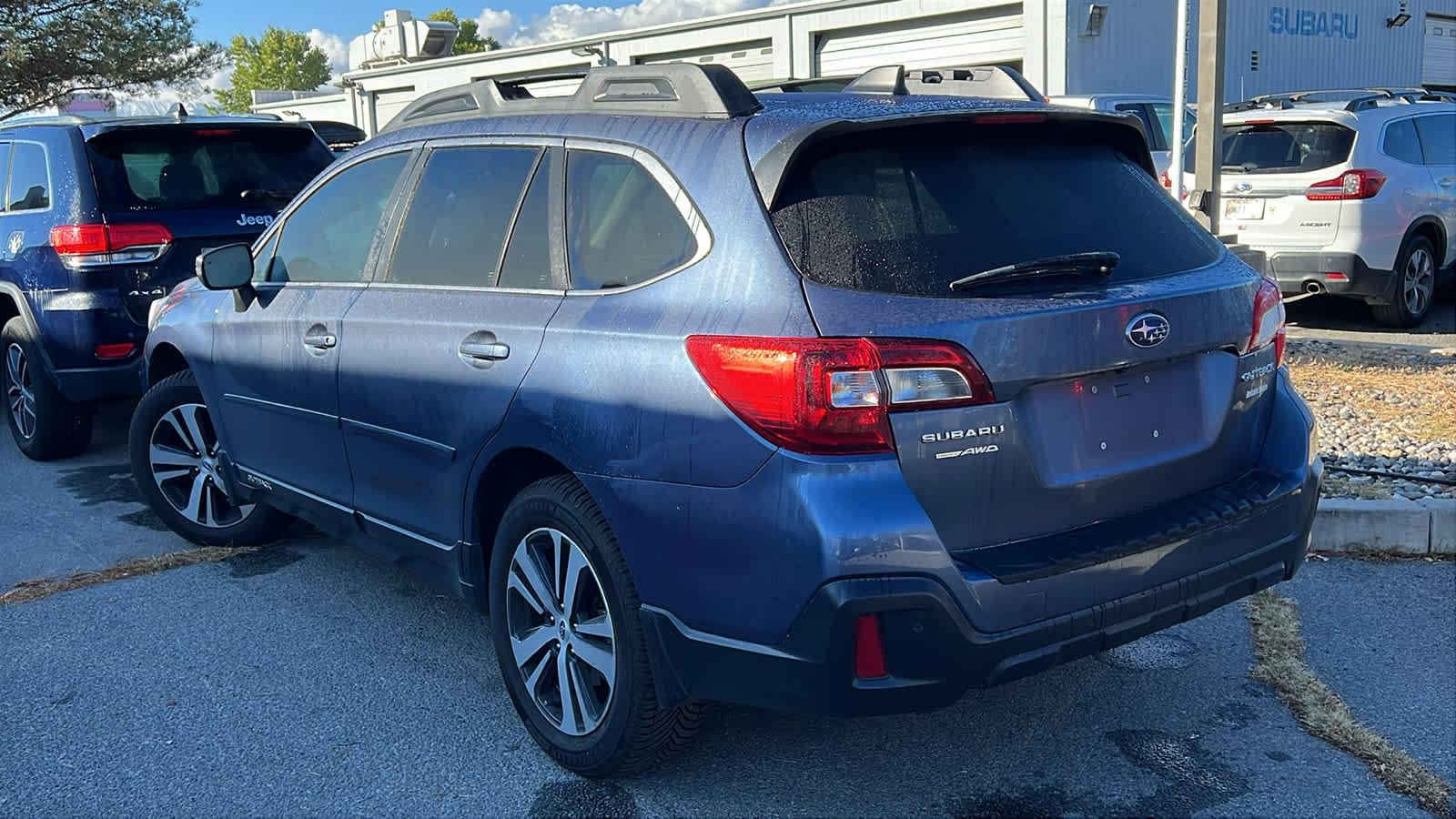 Thumbnail: 2018 Subaru Outback - 10