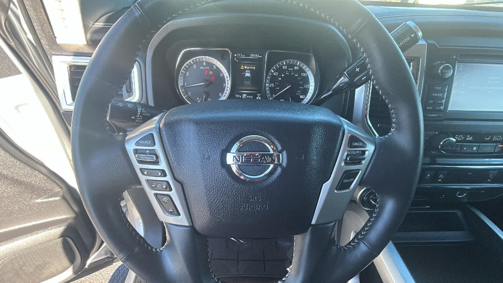 Thumbnail: 2017 Nissan Titan - 18