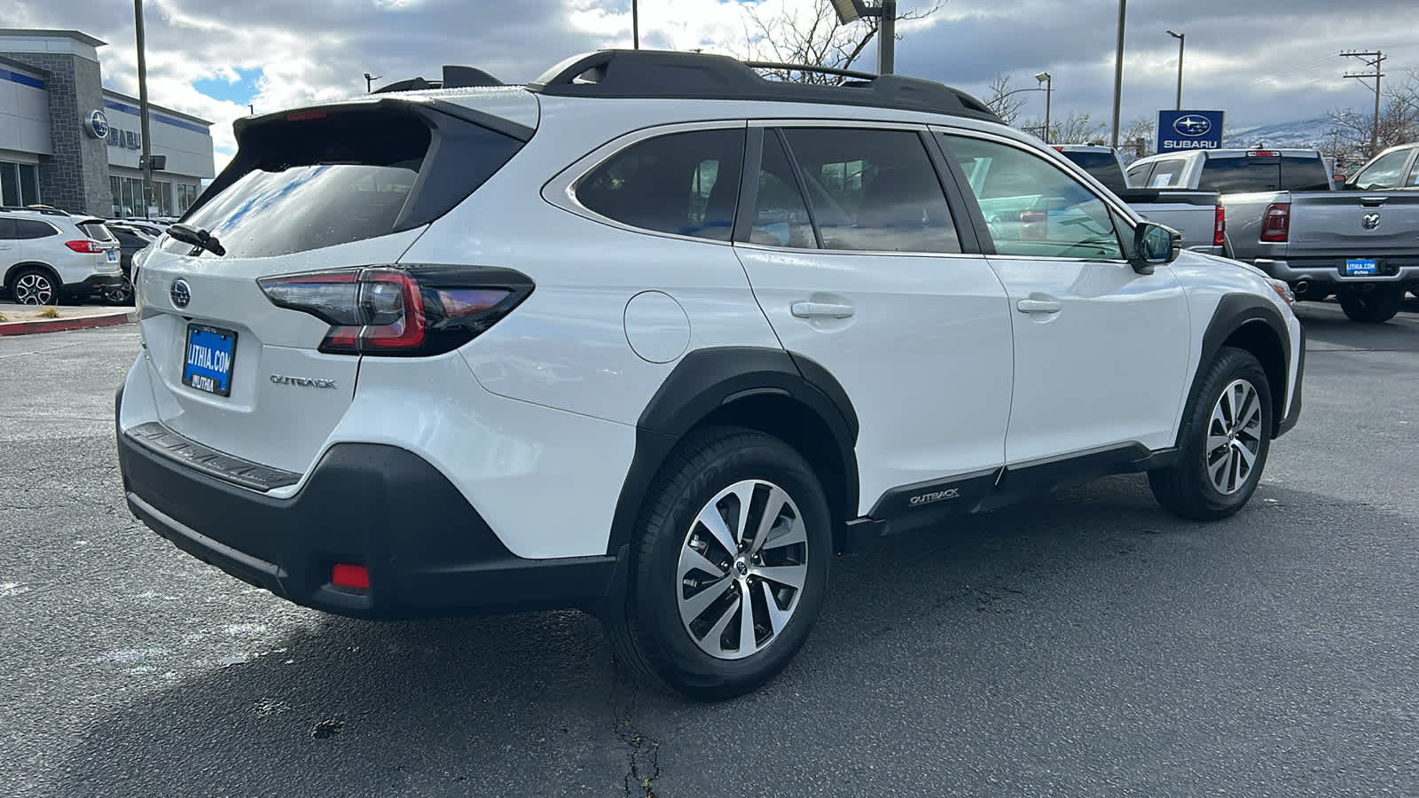 Thumbnail: 2025 Subaru Outback - 5