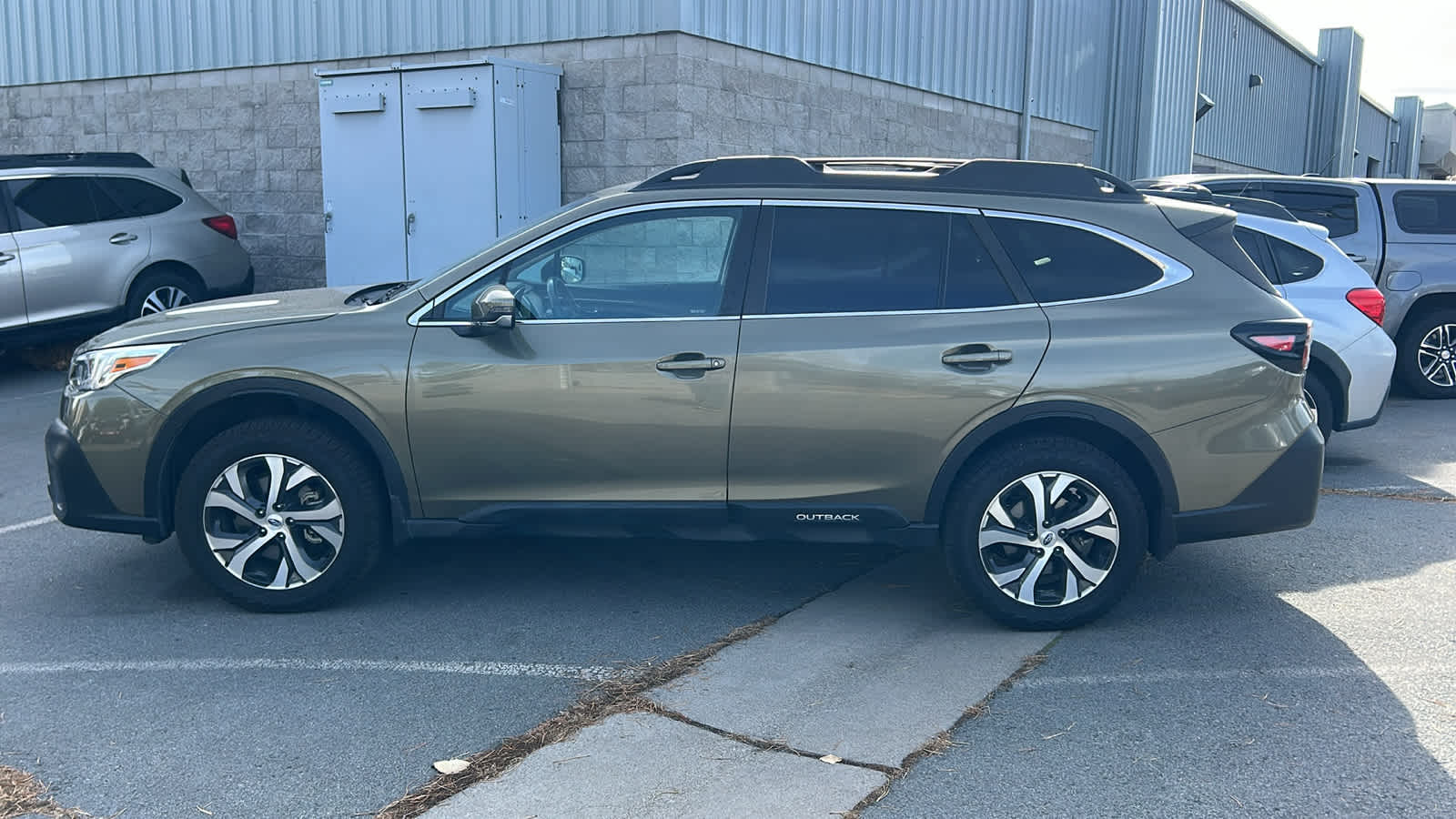 Thumbnail: 2022 Subaru Outback - 7
