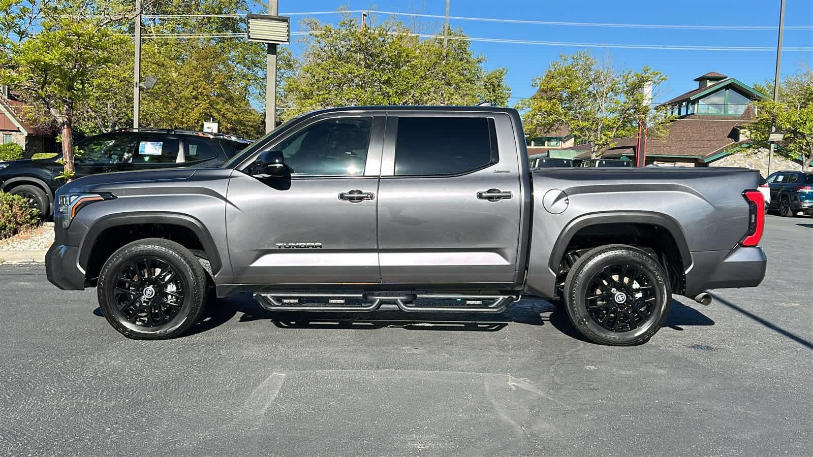 Thumbnail: 2024 Toyota Tundra - 8