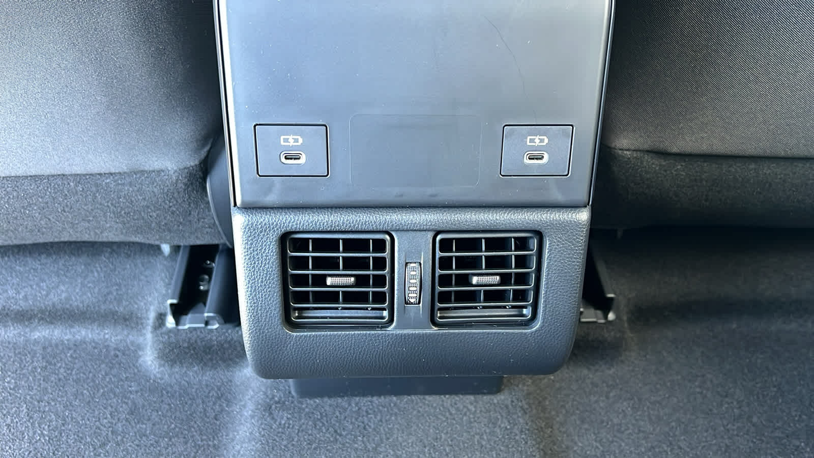 2025 Subaru Solterra Premium 25