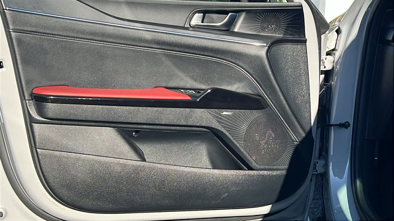 Thumbnail: 2025 Kia K5 - 23