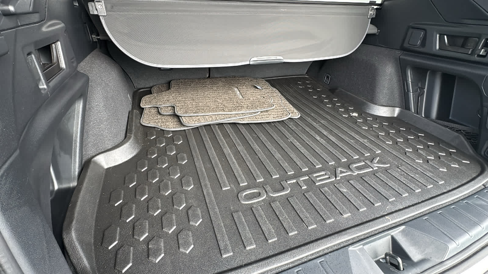 Thumbnail: 2025 Subaru Outback - 28