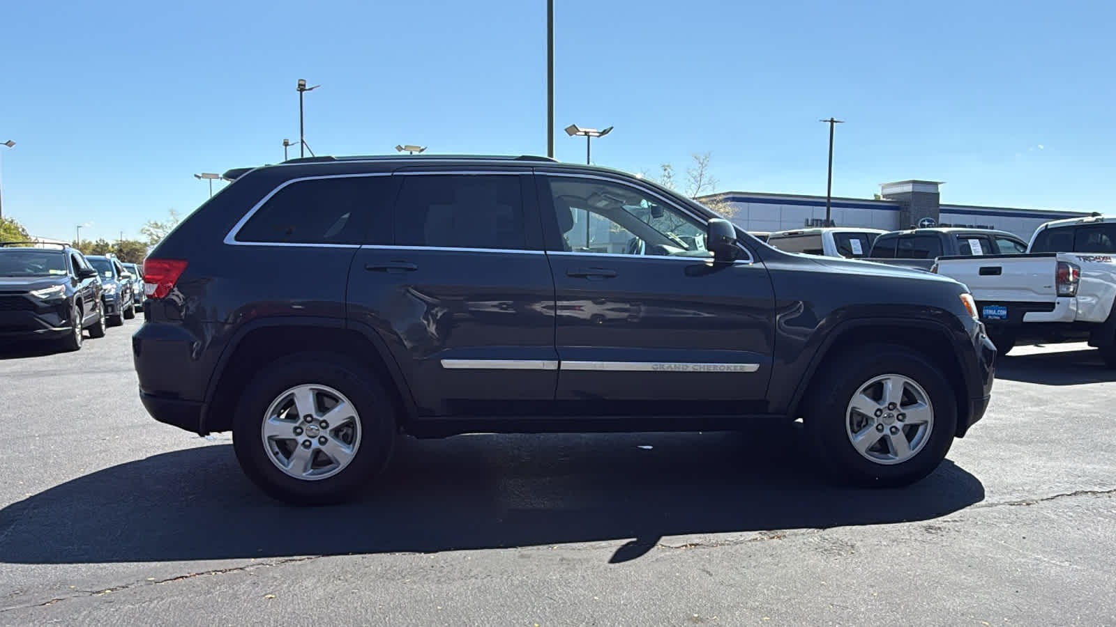 Thumbnail: 2013 Jeep Grand Cherokee - 4