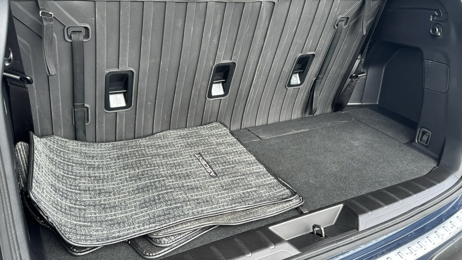 Thumbnail: 2025 Subaru Ascent - 28