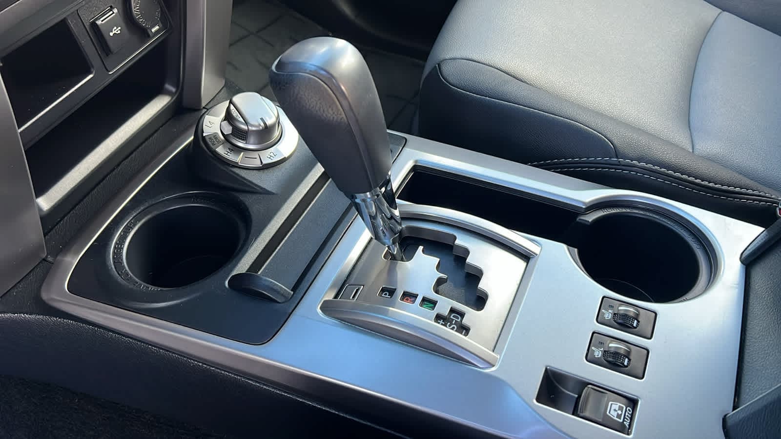 Thumbnail: 2022 Toyota 4Runner - 13