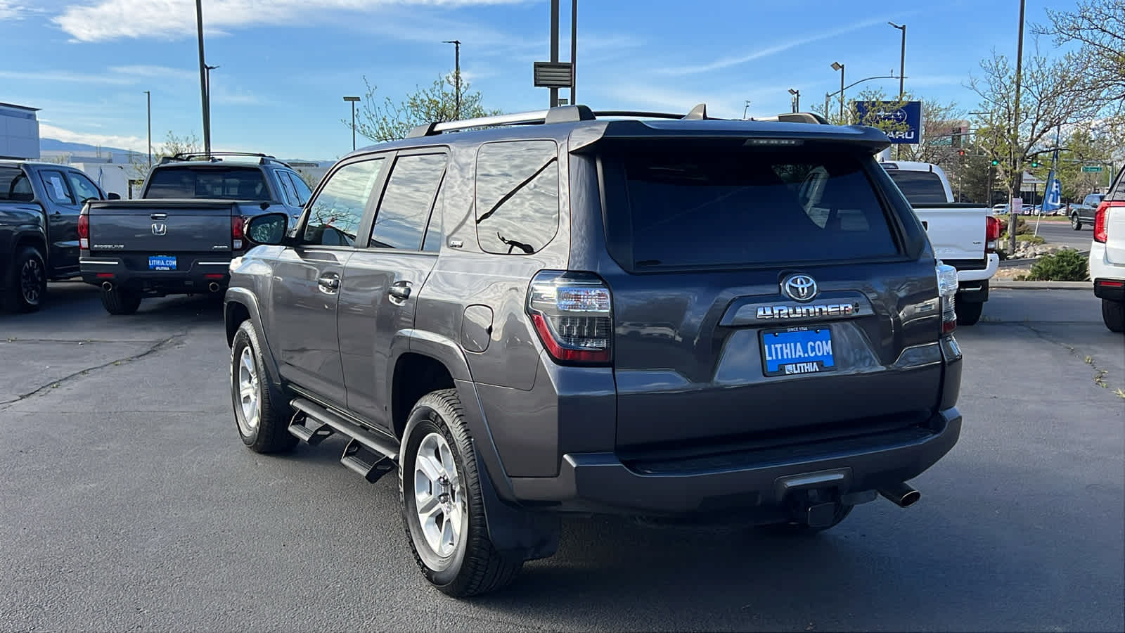 Thumbnail: 2022 Toyota 4Runner - 7