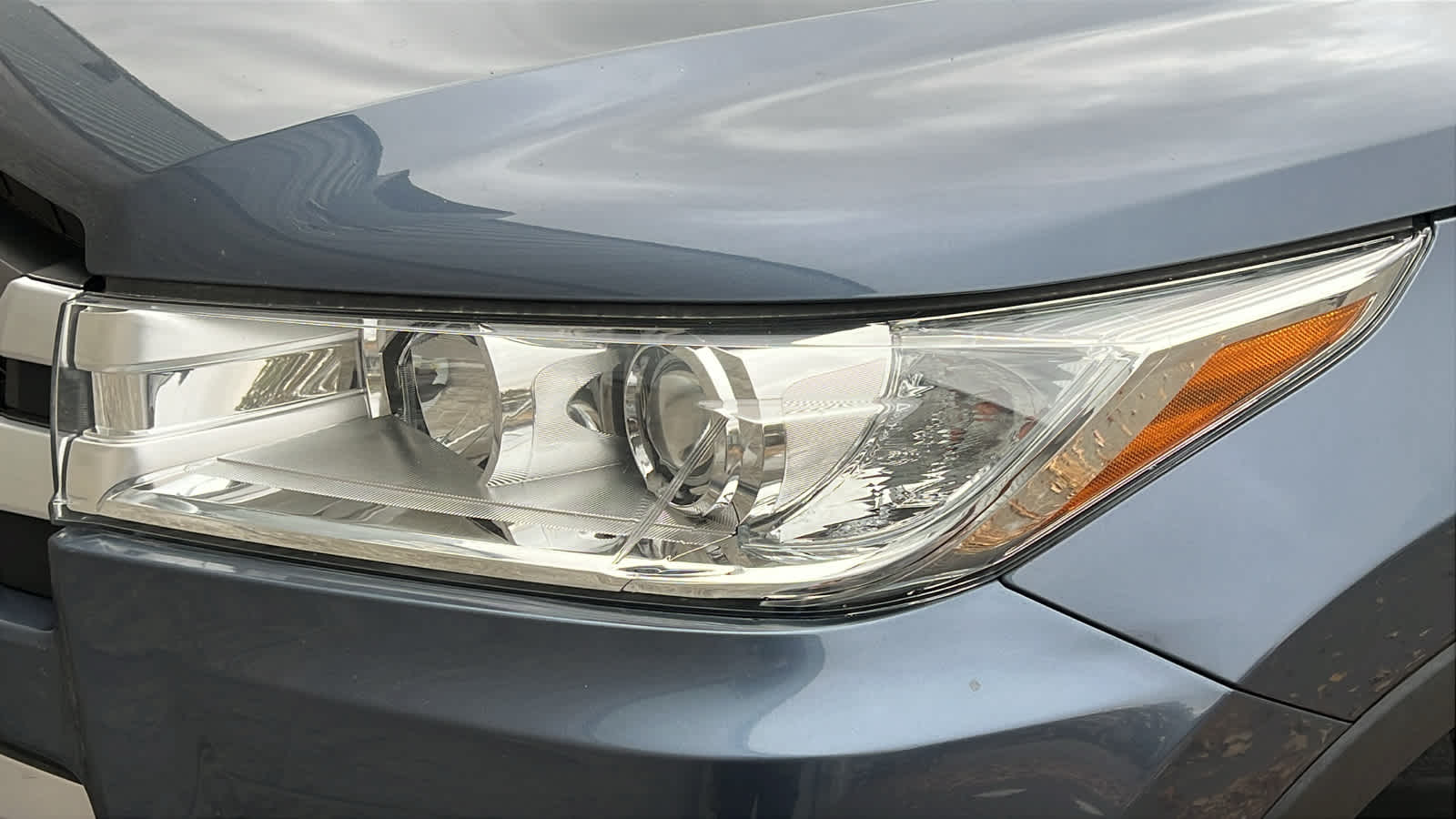 Thumbnail: 2019 Toyota Highlander - 2