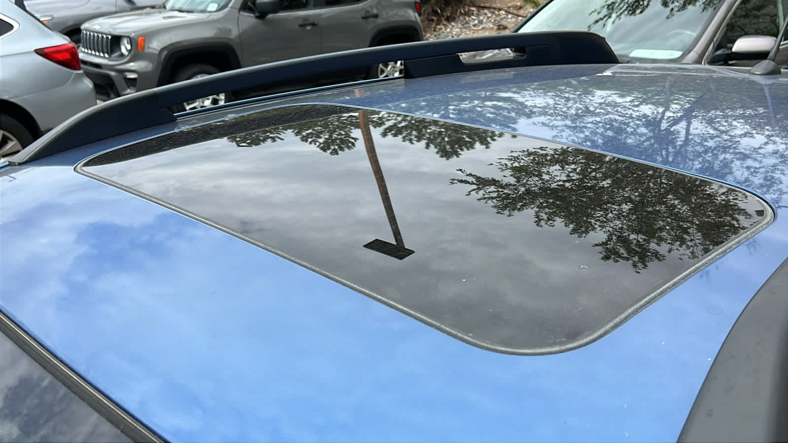 Thumbnail: 2016 Subaru Crosstrek - 21
