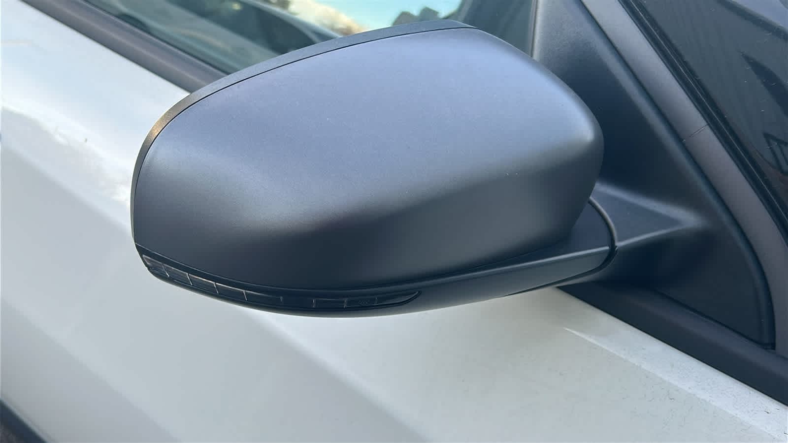 Thumbnail: 2020 Jeep Compass - 18