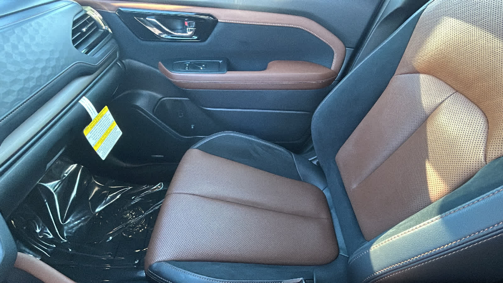 Thumbnail: 2025 Subaru Forester - 13