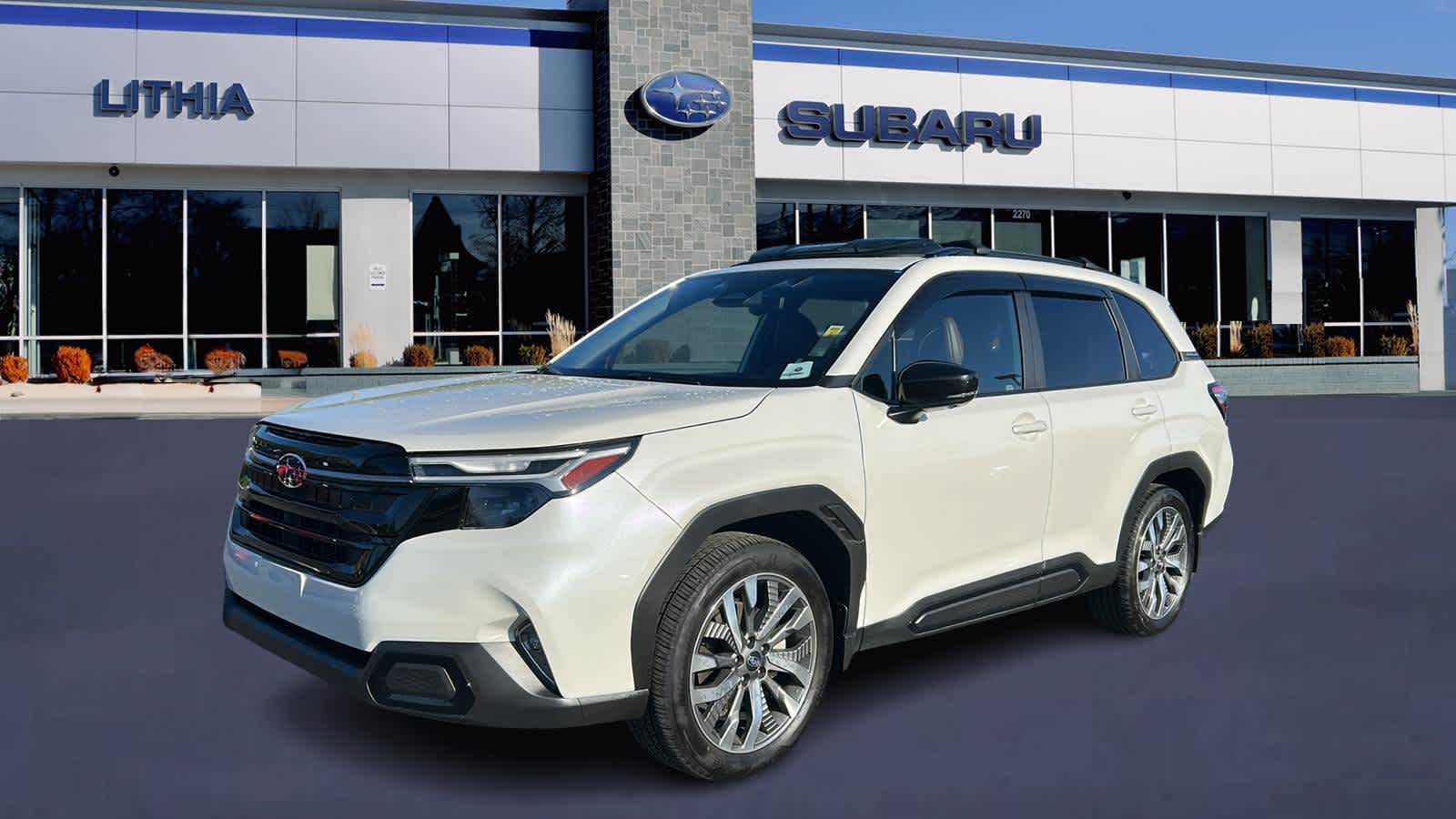 2025 Subaru Forester Touring's photo