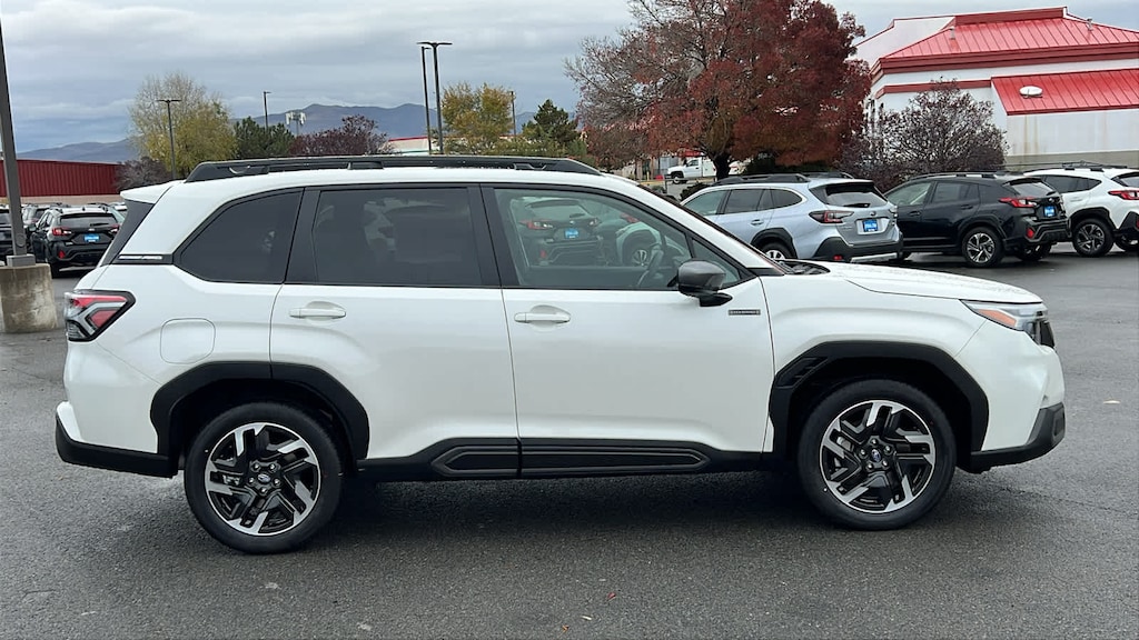 New 2025 Subaru Forester Hybrid Limited SUV