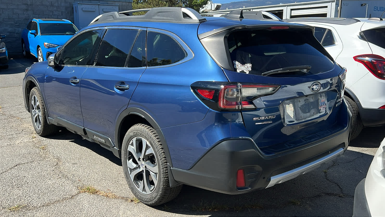Thumbnail: 2022 Subaru Outback - 13