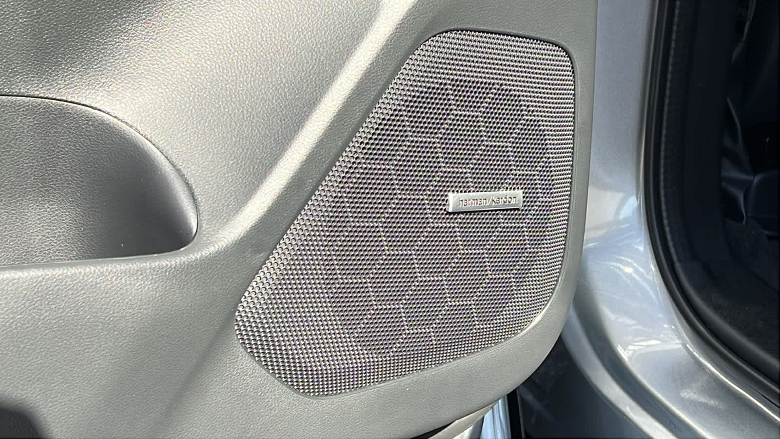 Thumbnail: 2025 Subaru Ascent - 32