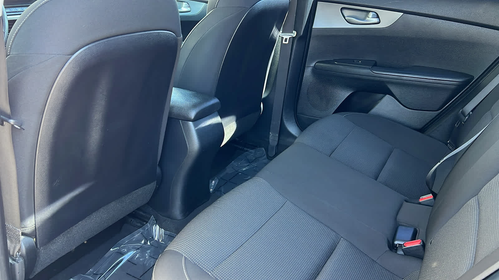 Thumbnail: 2019 Kia Forte - 24