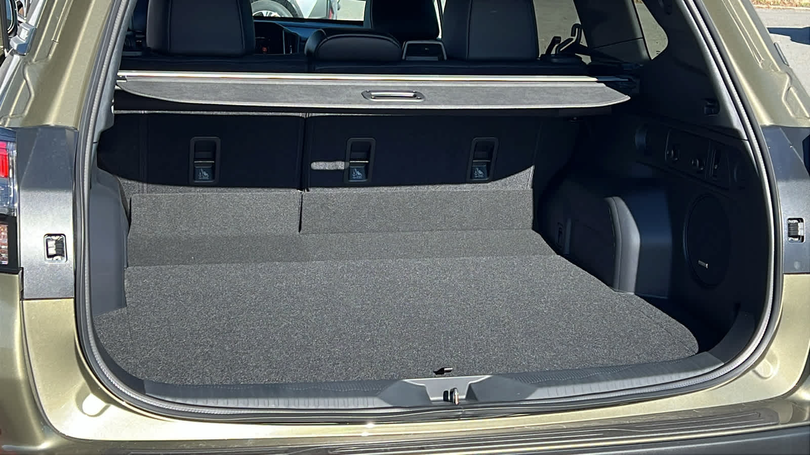 Thumbnail: 2026 Subaru Forester - 27