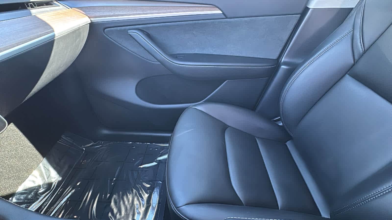 Thumbnail: 2023 Tesla Model Y - 12