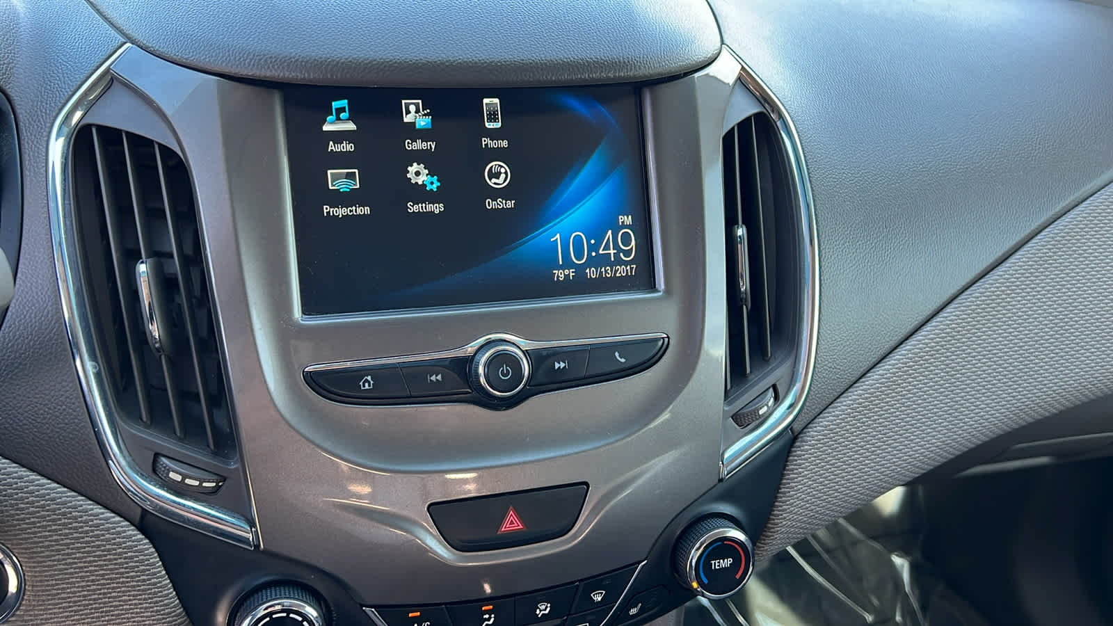 Thumbnail: 2018 Chevrolet Cruze - 15